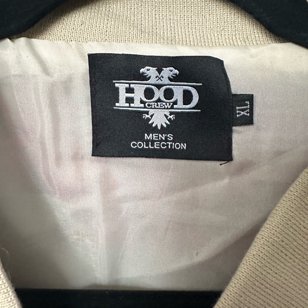 Embroidered Asian-inspired bomber jacket - Picture 4 of 4